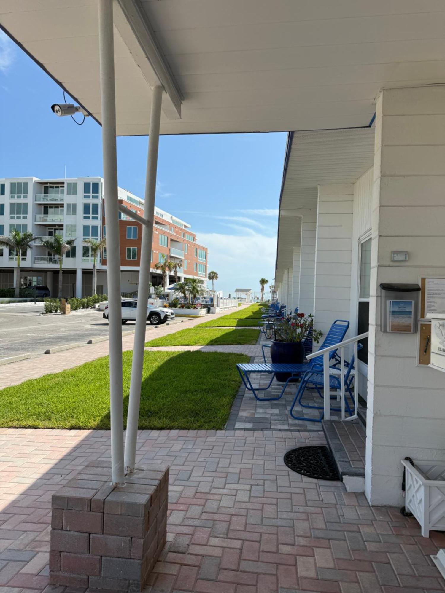 Sea Crest Aparthotel Point O'Rocks Exterior photo